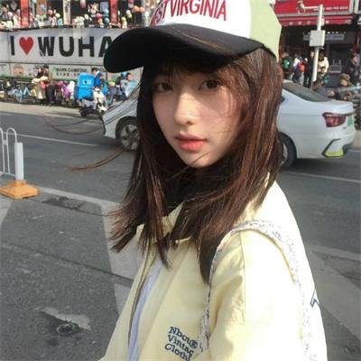 冰淇淋与雨声
